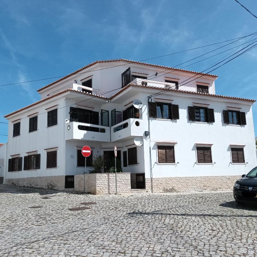 A Casa Na Foz ! West Is The Best ! Foz do Arelho Dış mekan fotoğraf